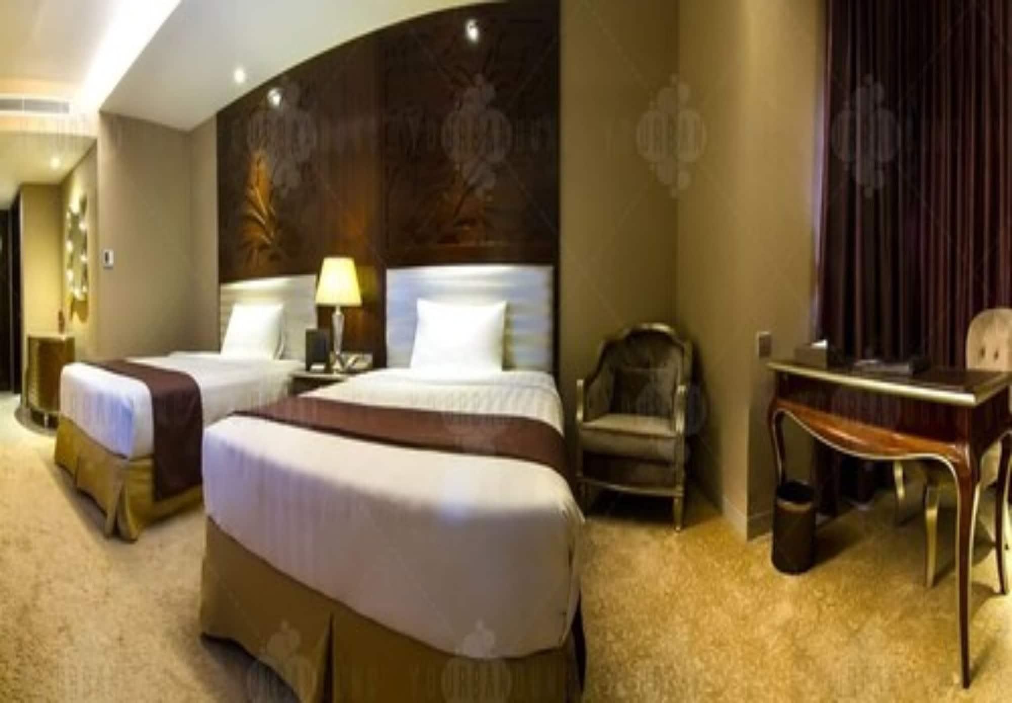 เบลวิว โฮเต็ล บันดุง Hotel ภายนอก รูปภาพ