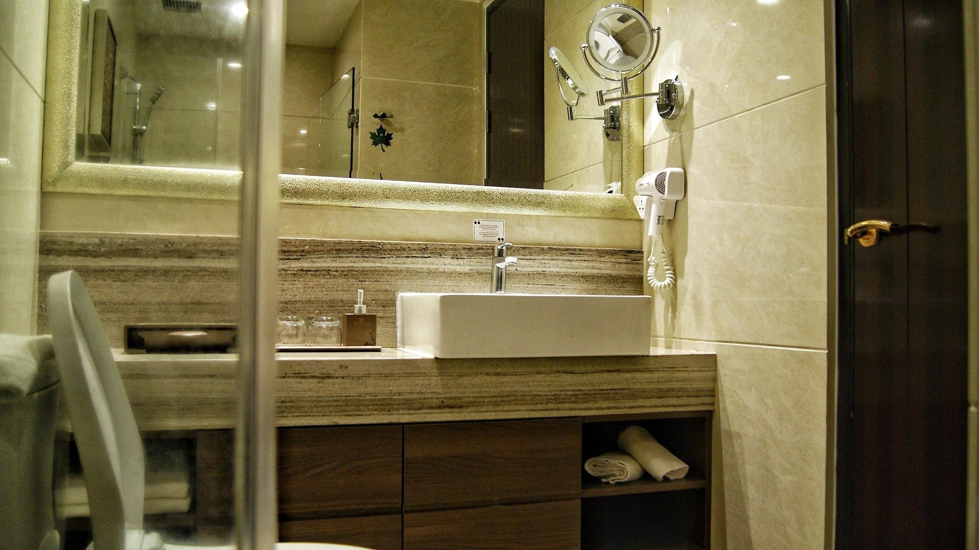 เบลวิว โฮเต็ล บันดุง Hotel ภายนอก รูปภาพ