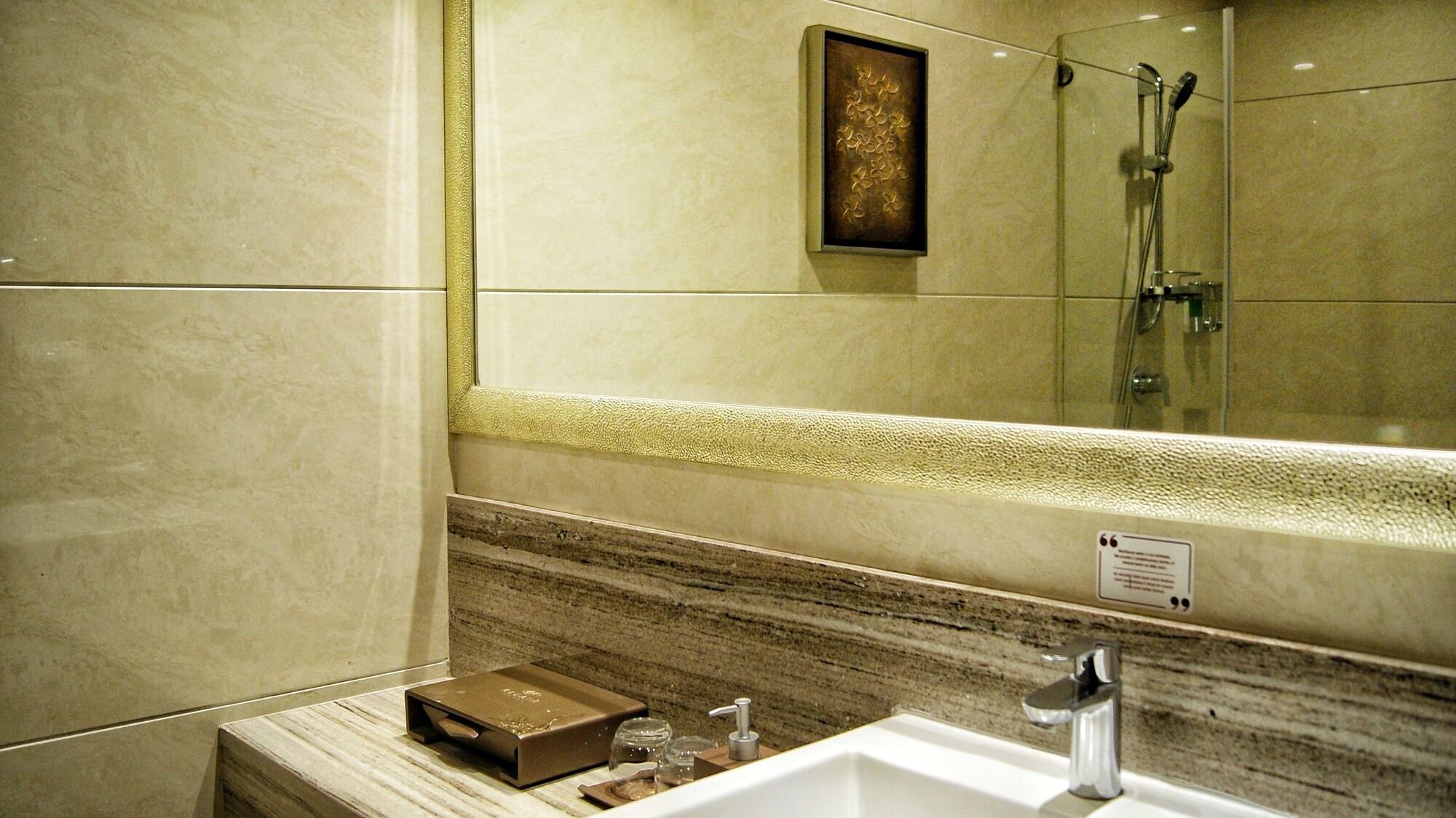 เบลวิว โฮเต็ล บันดุง Hotel ภายนอก รูปภาพ