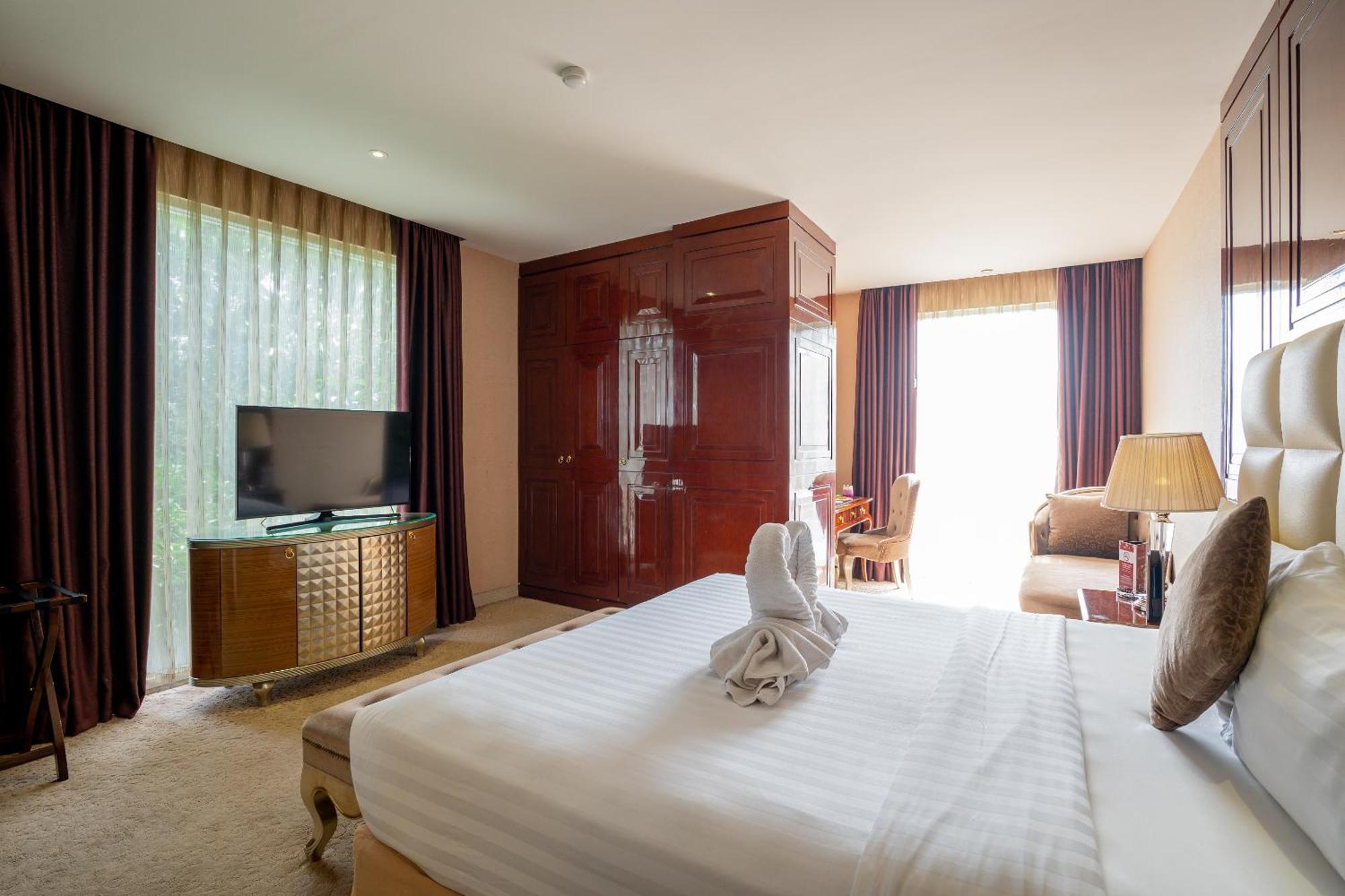 เบลวิว โฮเต็ล บันดุง Hotel ภายนอก รูปภาพ