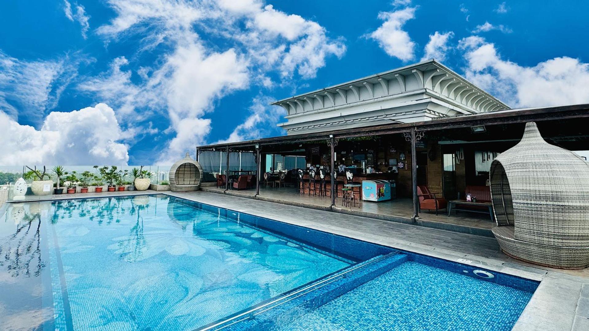เบลวิว โฮเต็ล บันดุง Hotel ภายนอก รูปภาพ